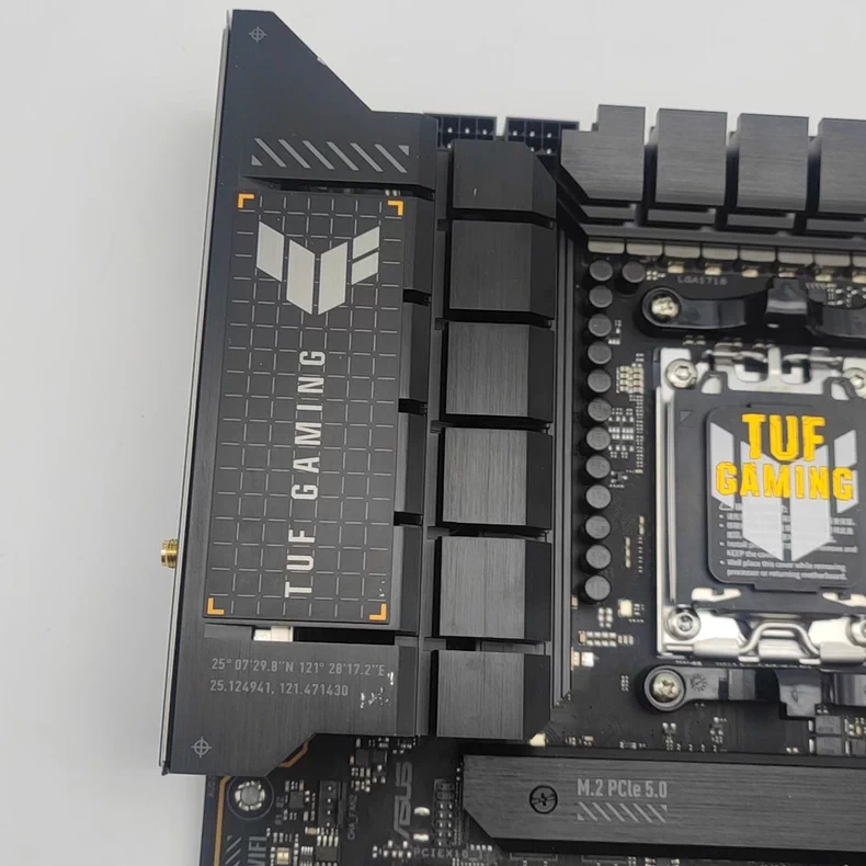 TUF GAMING X670E-PLUS WIFI TUF - đánh giá và giá Esports Gaming Platform