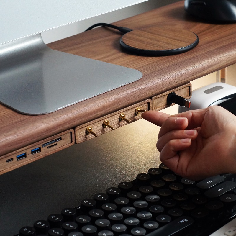 4 Ways Independent Control USB - đánh giá và giá Controller Charging Stand